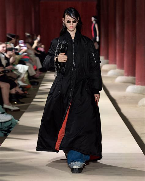 gucci goth girl|5 Things To Know About Gucci's Cruise Collection .